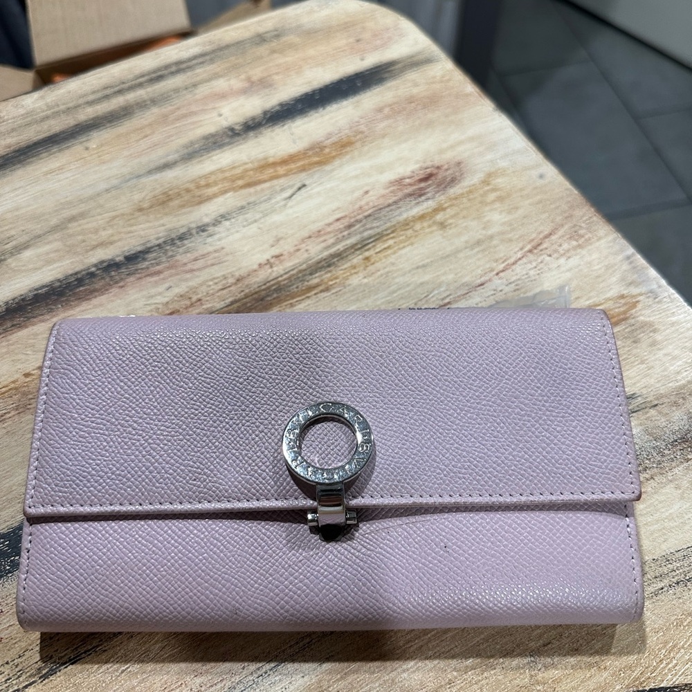 Elegant BVLGARI Wallet